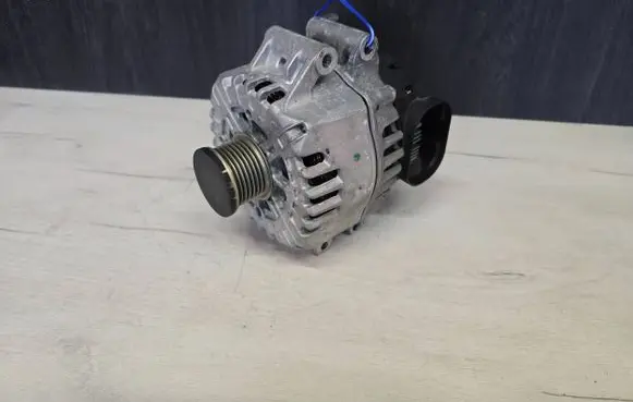 BMW M5 F90 Generator/alternator 7852129