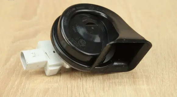 BMW 5 G30 G31 Horn signal 7342948N47