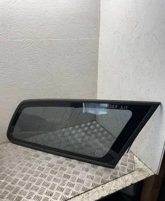 Volvo V50 Rear side window E643R00022