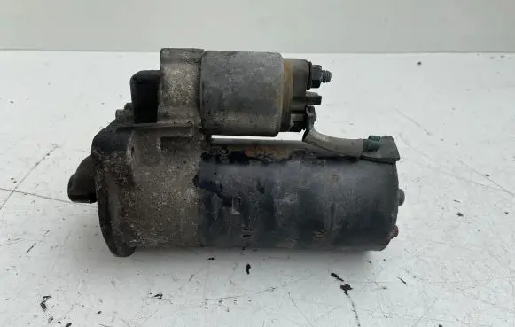 Volvo V70 Starter motor 30724473