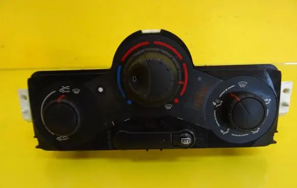 Renault Megane II Interior fan control switch 69420002