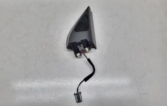 Volkswagen PASSAT B6 Front door high frequency speaker 3C0837994