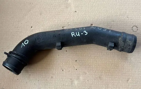 Intercooler hose/pipe