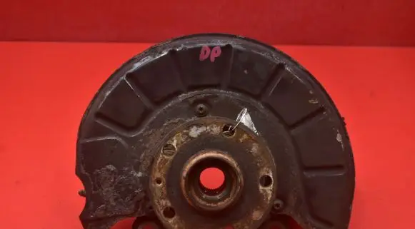 Skoda Superb B6 (3T) Front wheel hub spindle knuckle