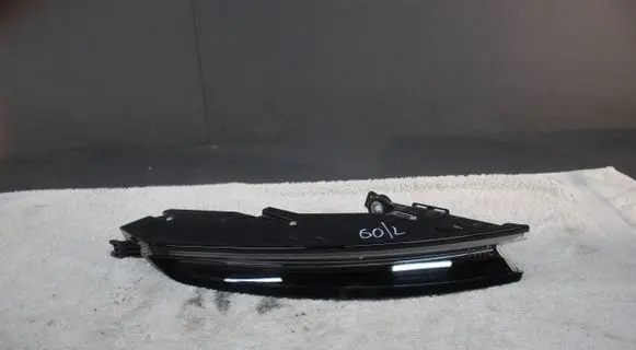 Porsche Taycan 9J1 Rear/tail lights 9J1945091G 0086463 2SD01538601
