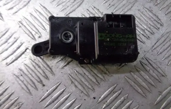 Chevrolet Aveo A/C air flow flap actuator/motor 4526-0661