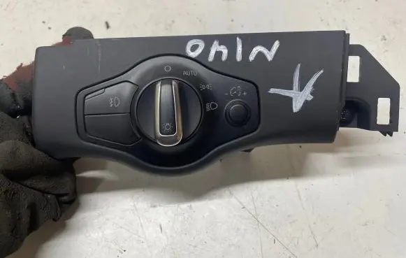 Audi A5 Sportback 8TA Light switch 8K0941531AN 2005091657 1160001160