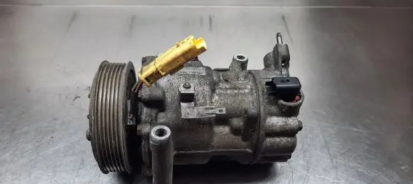 Citroen C4 II Air conditioning (A/C) compressor (pump)