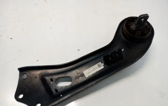 KIA Sportage Rear control arm