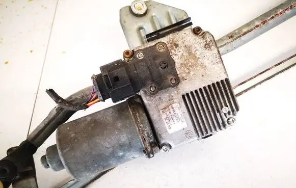 Mitsubishi Lancer X Wiper motor 8j2955119a 8j2910113