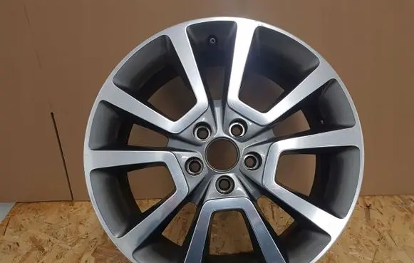 Jeep Compass R18 alloy rim 7JX18