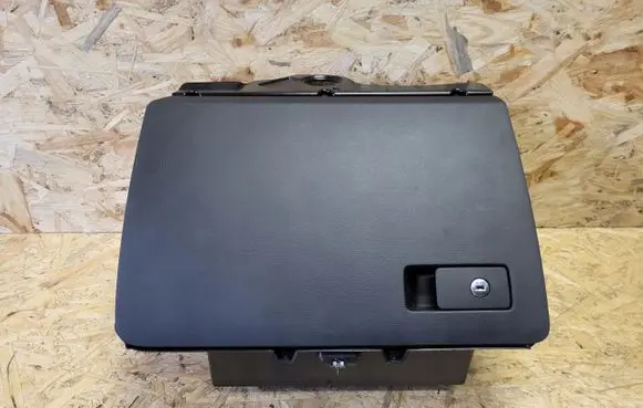Volkswagen PASSAT B6 Glove box 3C1857114