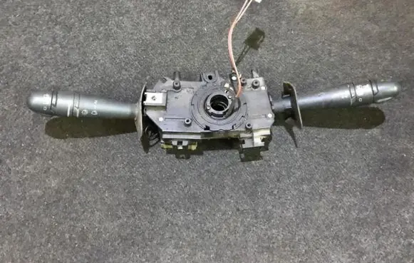 Renault Megane I Wiper turn signal indicator stalk/switch 7700846402f