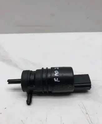 BMW 5 F10 F11 Windscreen/windshield washer pump 6934160 3240479 13264011