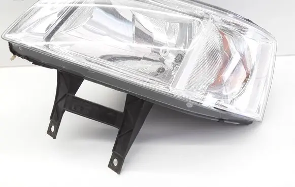 Volkswagen Transporter - Caravelle T5 Headlight/headlamp 7H1941051N