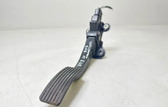 Mitsubishi Outlander Accelerator throttle pedal MN101544 08101B2A 8941830213