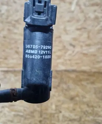 Toyota Prius (XW30) Windscreen/windshield washer pump 8554201020 3670579290