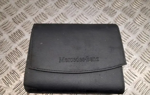 Mercedes-Benz E A207 Owners service history hand book 