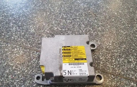 Toyota Auris 150 Airbag control unit/module 215537101