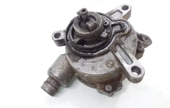 Volvo S80 Vacuum pump 30731825