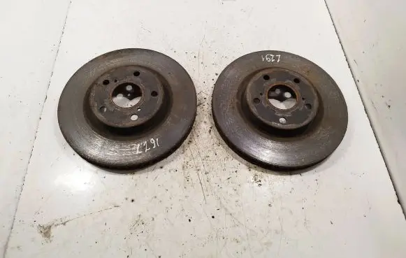 Toyota Auris E180 Front brake disc