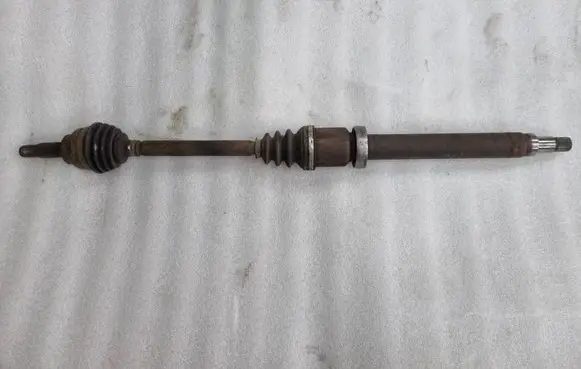 Ford Fusion Front driveshaft V622024B2