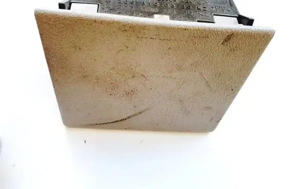 Car ashtray