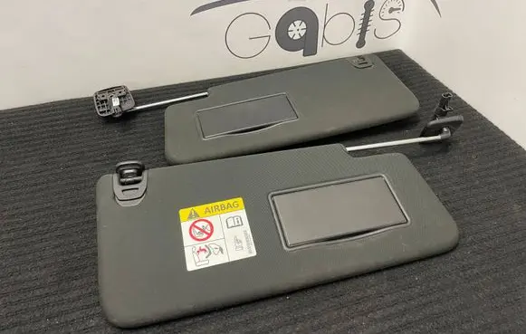 Dodge RAM Sun visor 6CR69TX7AC 6CR70TX7AD