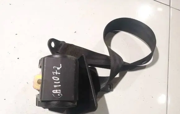 Peugeot 206 Middle seatbelt (rear)