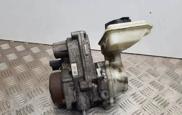 Infiniti Q70 Y51 Power steering pump 491106AA0A 51151023