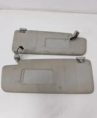 Volkswagen Touran I Sun visor