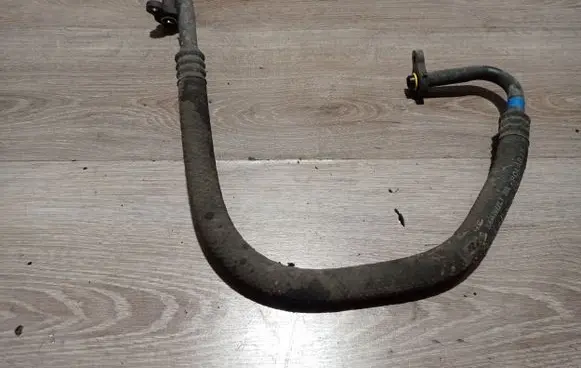 Volvo S60 Air conditioning (A/C) pipe/hose 30738723