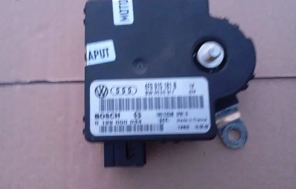 Audi A6 S6 C6 4F Battery control module 4F0915181B 0199000034 4F0910181F