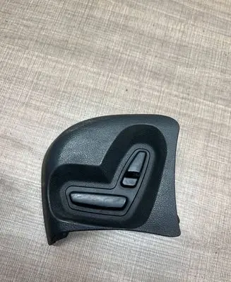 Mercedes-Benz E W211 Seat control switch 2118211358 03465820