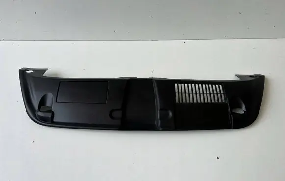 Volkswagen Beetle A5 Engine bonnet/hood lock trim molding 5C5853655A