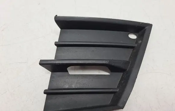 Skoda Fabia Mk3 (NJ) Front bumper lower grill 6V0853665