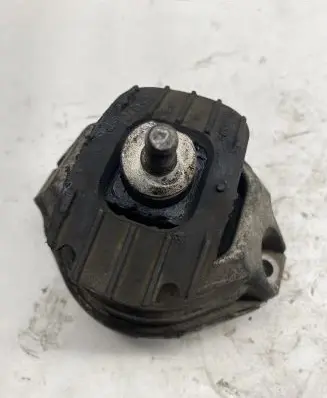 BMW X1 E84 Engine mount bracket 676987402