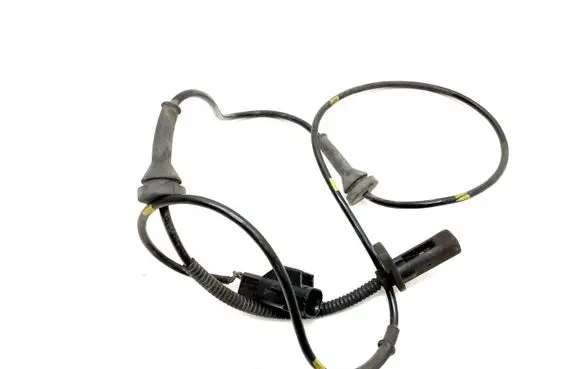 Volvo XC90 ABS brake wheel speed sensor 30682478
