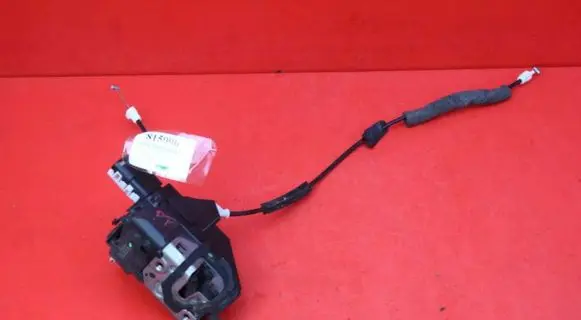 Citroen C5 Front door lock 574389
