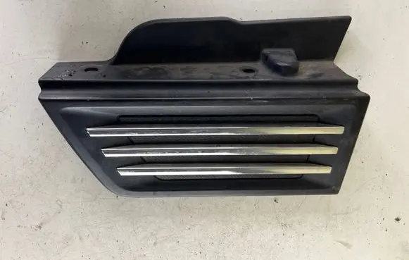 Dodge Nitro Fender grill 55157165AC 55157165A SR7843