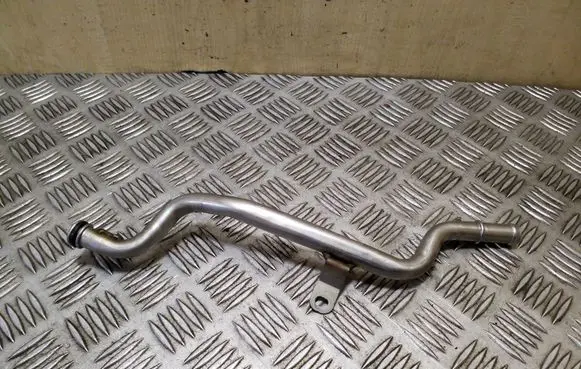 Volvo XC90 Engine coolant pipe/hose
