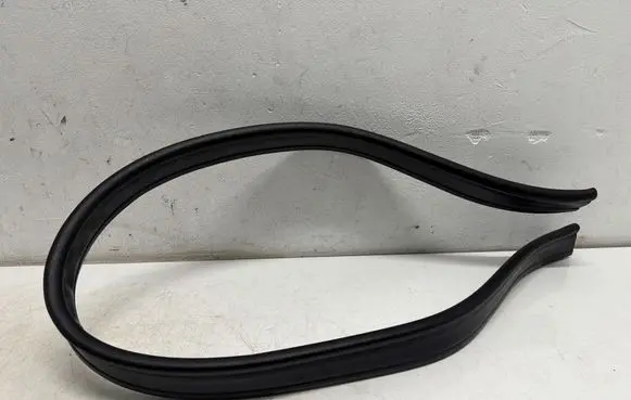 BMW X1 F48 F49 Engine compartment rubber 7329397