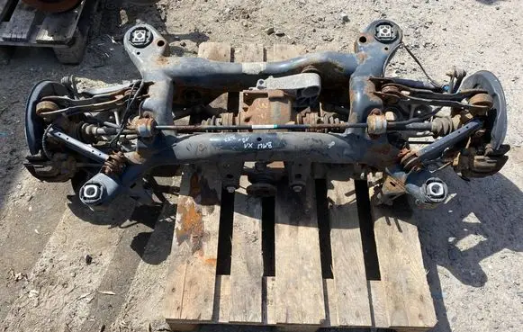BMW X1 E84 Rear axle beam with reductor 