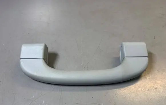 BMW 1 E81 E87 Front interior roof grab handle 9143516