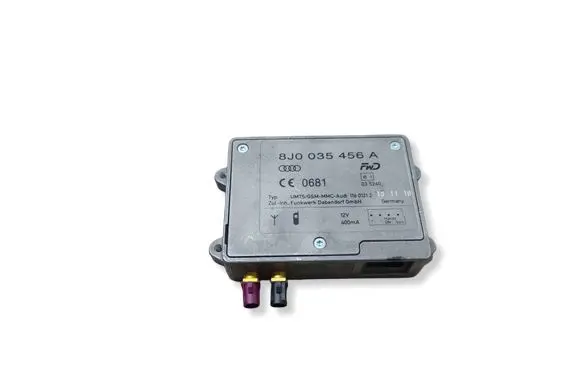 Audi A7 S7 4G Aerial antenna amplifier 8J0035456A