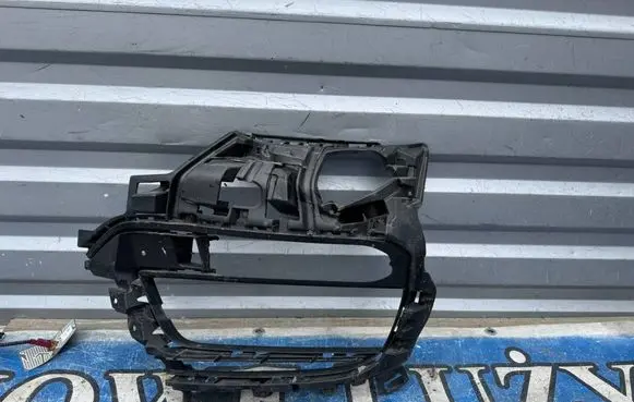 Porsche Panamera (971) Front bumper lower grill 971807681G