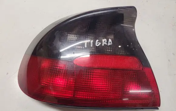 Opel Tigra A Rear/tail lights