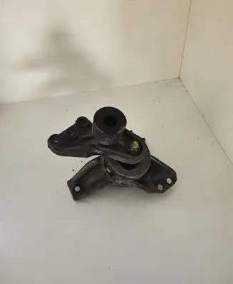 Hyundai ix35 Engine mount bracket