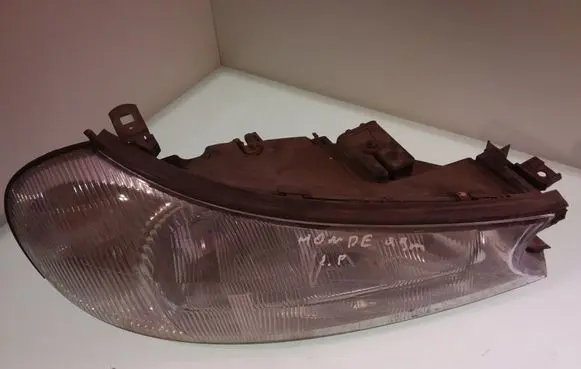 Ford Mondeo MK II Headlight/headlamp 1305235323