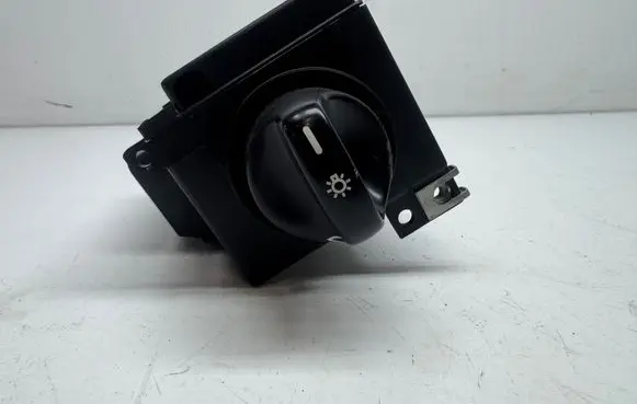 Mercedes-Benz Vaneo W414 Light switch 1685450104 901733